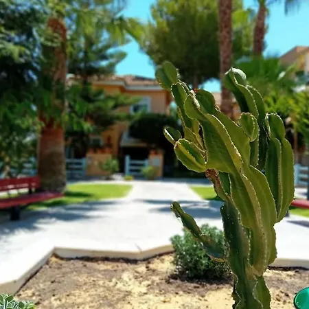 Casa, 300 Metros Playa, Wifi, Parking. *